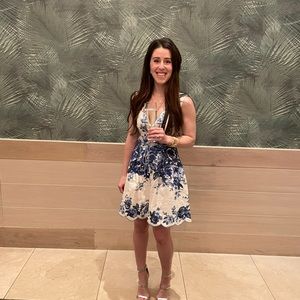 Meet your Posher, Melanie